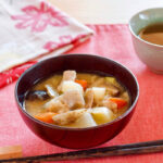 OCHIKERON Recipe: Tonjiru (Miso Soup with Pork and Vegetables)