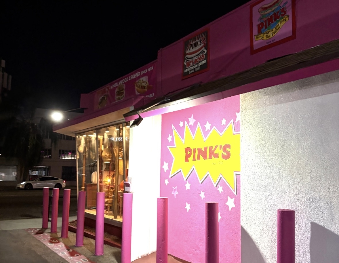 Pink's Hot Dogs Japan Tokyo opening La Brea Los Angeles landmark